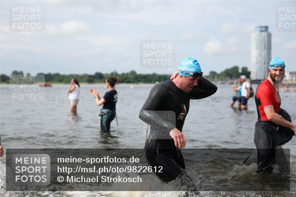 21.06.2026 - Viking Triathlon Michael Strokosch http://msf.ph/oto/9822612 21.06.2026 10:33:41 Schwimmen 28, 62, 180, 249, 265, 392, 410, 524, 537 meine-sportfotos.de