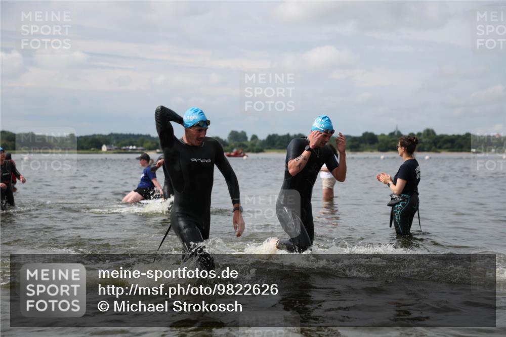 21.06.2026 - Viking Triathlon Michael Strokosch http://msf.ph/oto/9822626 21.06.2026 10:33:50 Schwimmen 28, 102, 154, 249, 265, 343, 410, 432, 524, 537, 660, 664 meine-sportfotos.de
