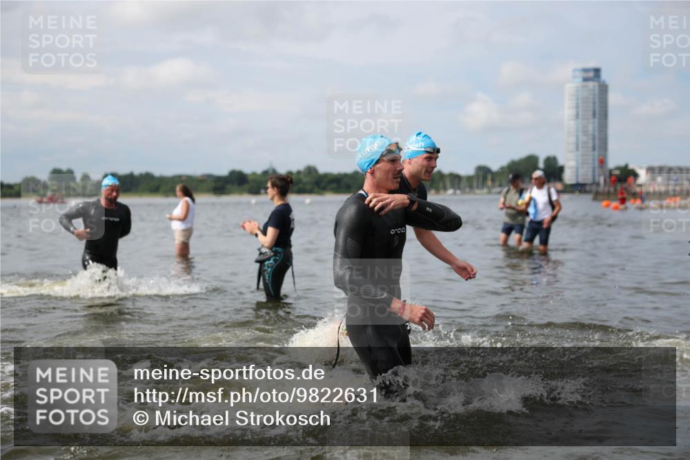 21.06.2026 - Viking Triathlon Michael Strokosch http://msf.ph/oto/9822631 21.06.2026 10:33:51 Schwimmen 28, 102, 154, 221, 249, 265, 343, 410, 432, 524, 537, 660, 664 meine-sportfotos.de