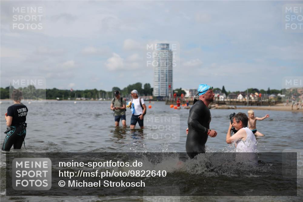 21.06.2026 - Viking Triathlon Michael Strokosch http://msf.ph/oto/9822640 21.06.2026 10:33:54 Schwimmen 28, 102, 154, 221, 249, 265, 343, 410, 432, 462, 524, 660, 664 meine-sportfotos.de
