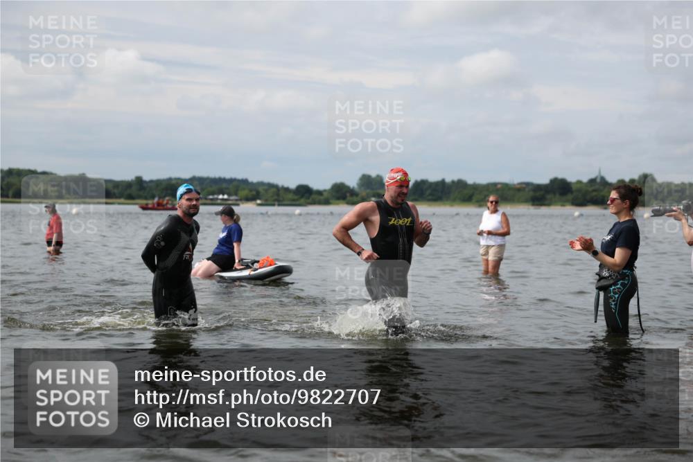 21.06.2026 - Viking Triathlon Michael Strokosch http://msf.ph/oto/9822707 21.06.2026 10:34:32 Schwimmen 30, 51, 82, 118, 255, 391, 440, 653 meine-sportfotos.de