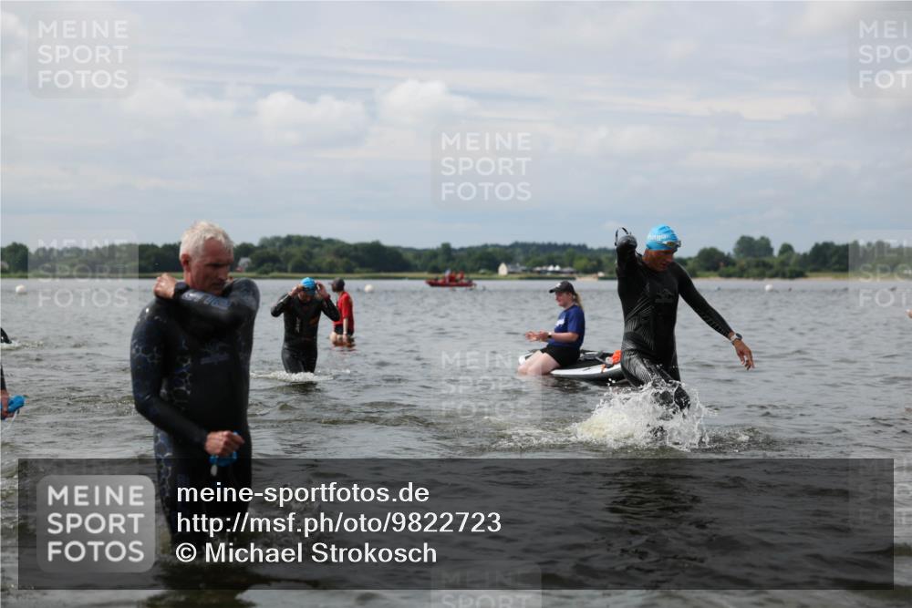 21.06.2026 - Viking Triathlon Michael Strokosch http://msf.ph/oto/9822723 21.06.2026 10:34:37 Schwimmen 26, 51, 82, 118, 161, 199, 255, 386, 391, 440, 536, 653 meine-sportfotos.de