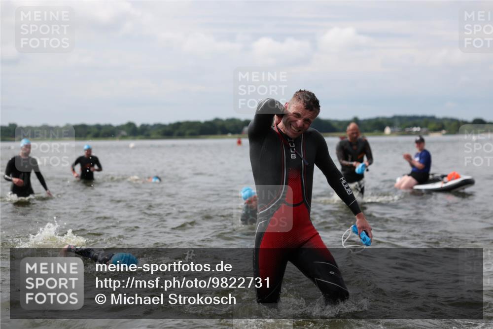 21.06.2026 - Viking Triathlon Michael Strokosch http://msf.ph/oto/9822731 21.06.2026 10:34:40 Schwimmen 26, 51, 82, 118, 161, 199, 255, 386, 391, 440, 536, 653 meine-sportfotos.de