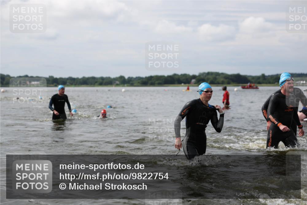 21.06.2026 - Viking Triathlon Michael Strokosch http://msf.ph/oto/9822754 21.06.2026 10:34:49 Schwimmen 26, 51, 82, 118, 161, 199, 255, 267, 386, 536, 621 meine-sportfotos.de