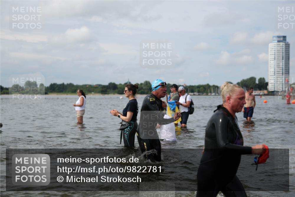 21.06.2026 - Viking Triathlon Michael Strokosch http://msf.ph/oto/9822781 21.06.2026 10:35:04 Schwimmen 18, 73, 100, 267, 372, 490, 568, 621, 623 meine-sportfotos.de
