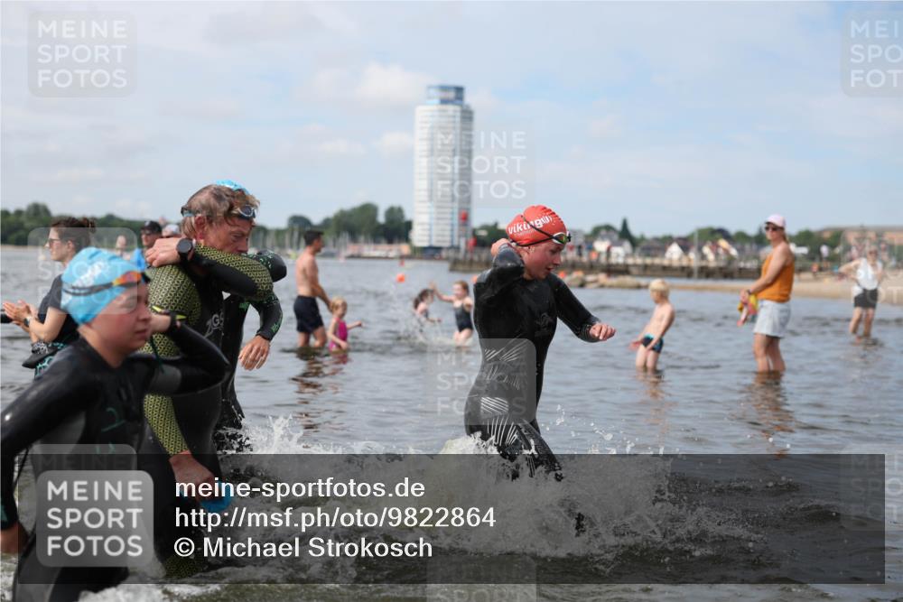 21.06.2026 - Viking Triathlon Michael Strokosch http://msf.ph/oto/9822864 21.06.2026 10:35:57 Schwimmen 20, 137, 200, 202, 323, 360, 472, 530, 560, 651, 656 meine-sportfotos.de