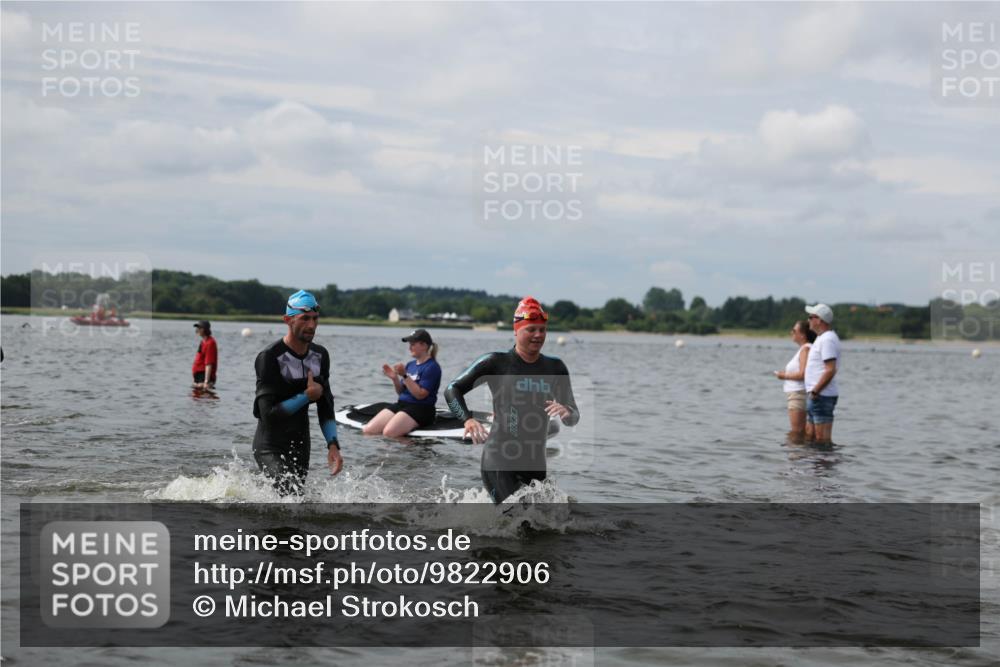 21.06.2026 - Viking Triathlon Michael Strokosch http://msf.ph/oto/9822906 21.06.2026 10:36:13 Schwimmen 16, 43, 113, 200, 205, 323, 475, 530, 543, 556, 560, 604, 656 meine-sportfotos.de