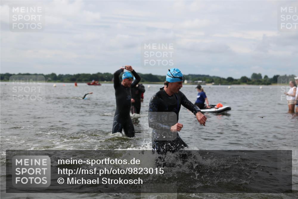 21.06.2026 - Viking Triathlon Michael Strokosch http://msf.ph/oto/9823015 21.06.2026 10:37:00 Schwimmen 84, 87, 122, 142, 186, 325, 364, 395, 407, 455, 553, 606 meine-sportfotos.de