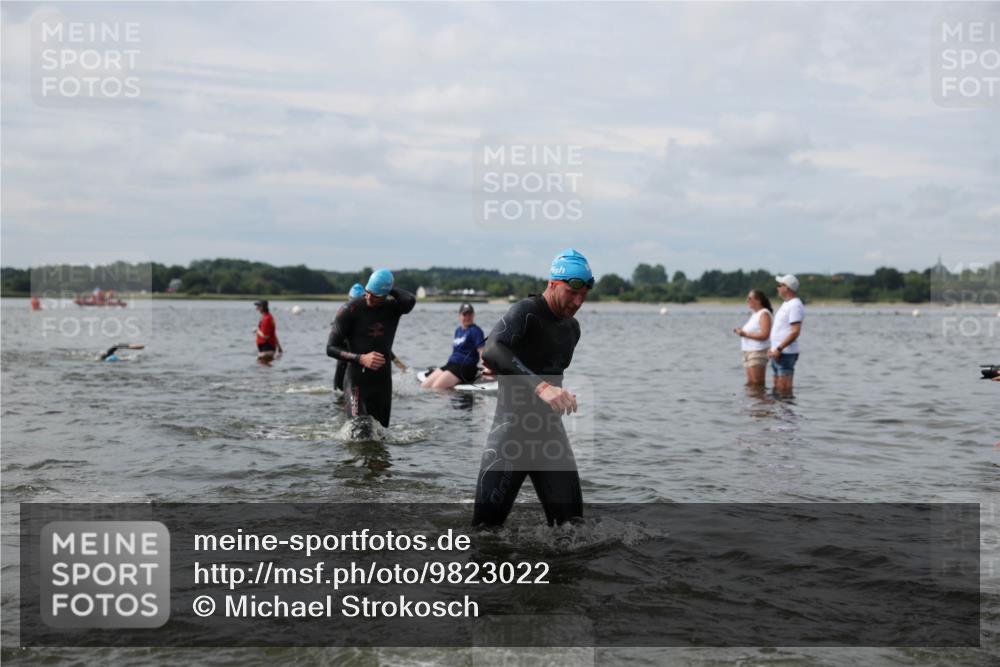 21.06.2026 - Viking Triathlon Michael Strokosch http://msf.ph/oto/9823022 21.06.2026 10:37:02 Schwimmen 84, 89, 122, 142, 186, 325, 395, 407, 455, 553 meine-sportfotos.de