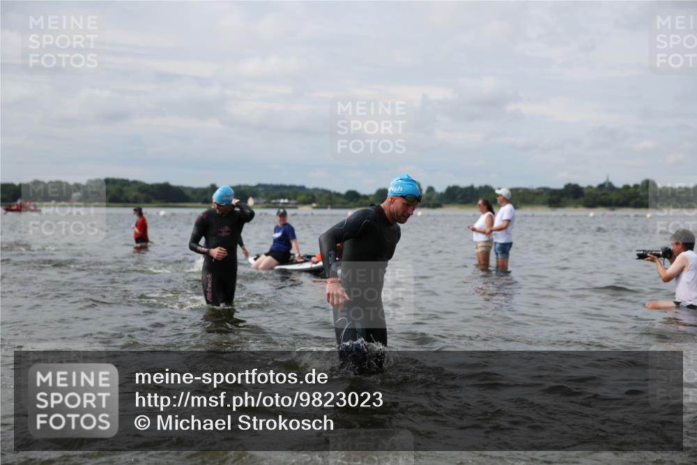 21.06.2026 - Viking Triathlon Michael Strokosch http://msf.ph/oto/9823023 21.06.2026 10:37:03 Schwimmen 84, 89, 142, 186, 325, 395, 407, 455, 553 meine-sportfotos.de