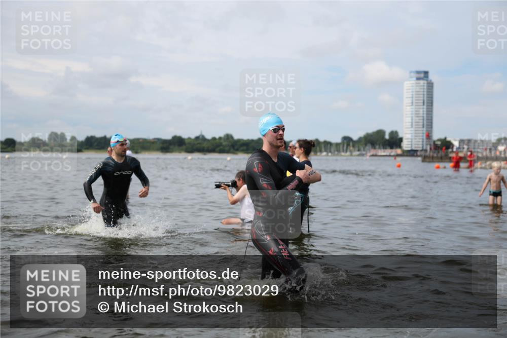 21.06.2026 - Viking Triathlon Michael Strokosch http://msf.ph/oto/9823029 21.06.2026 10:37:07 Schwimmen 64, 84, 89, 142, 186, 407, 455, 553 meine-sportfotos.de