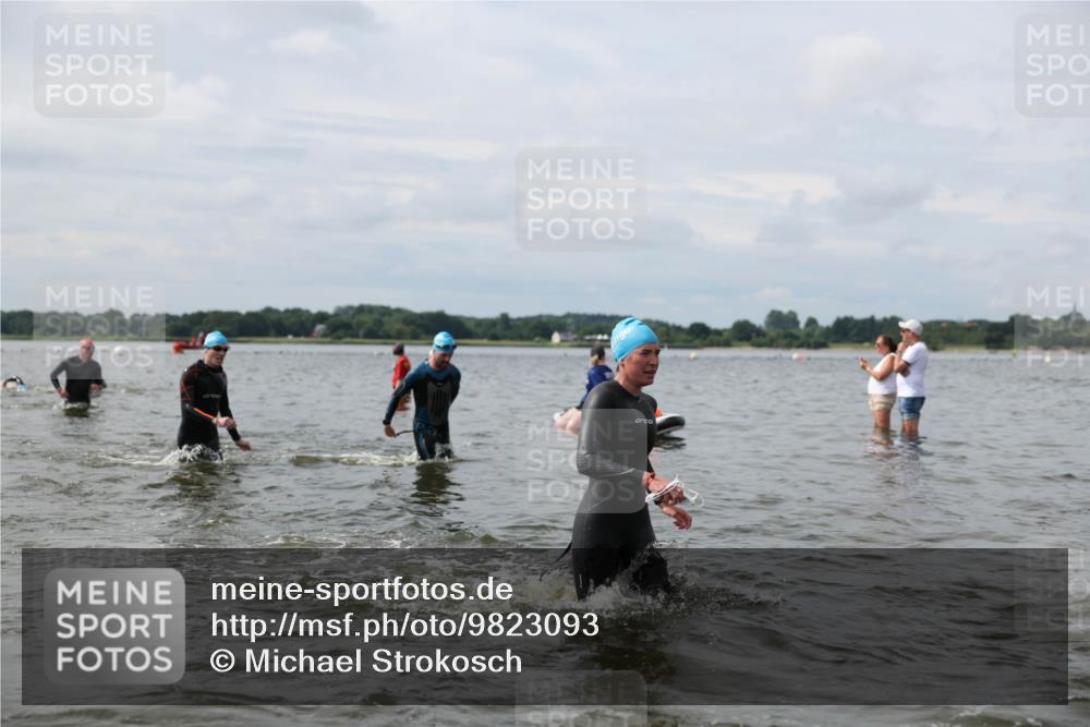 21.06.2026 - Viking Triathlon Michael Strokosch http://msf.ph/oto/9823093 21.06.2026 10:37:42 Schwimmen 171, 197, 239, 243, 285, 449, 467, 513, 545, 633 meine-sportfotos.de