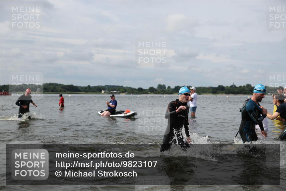 21.06.2026 - Viking Triathlon Michael Strokosch http://msf.ph/oto/9823107 21.06.2026 10:37:46 Schwimmen 171, 197, 241, 243, 285, 449, 467, 513, 633 meine-sportfotos.de