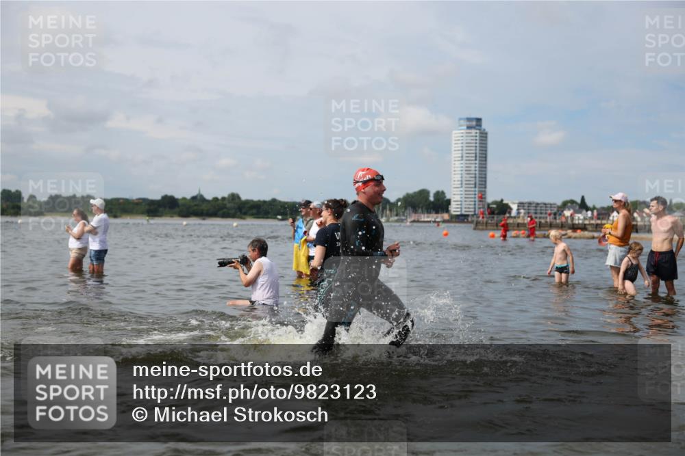 21.06.2026 - Viking Triathlon Michael Strokosch http://msf.ph/oto/9823123 21.06.2026 10:37:51 Schwimmen 80, 99, 171, 197, 241, 243, 285, 449, 467, 633 meine-sportfotos.de