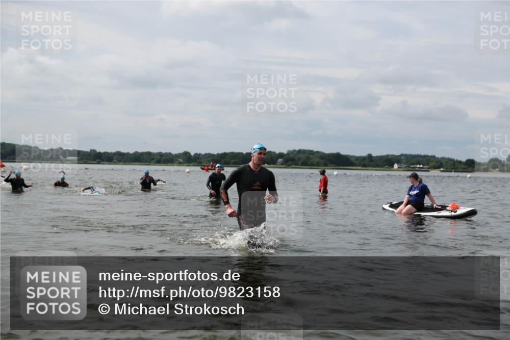 21.06.2026 - Viking Triathlon Michael Strokosch http://msf.ph/oto/9823158 21.06.2026 10:38:10 Schwimmen 80, 99, 241, 315, 316, 465 meine-sportfotos.de