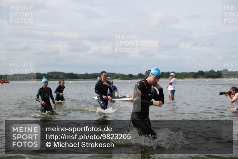 21.06.2026 - Viking Triathlon Michael Strokosch http://msf.ph/oto/9823205 21.06.2026 10:38:33 Schwimmen 53, 55, 144, 300, 303, 316, 397, 419, 546, 567, 666 meine-sportfotos.de