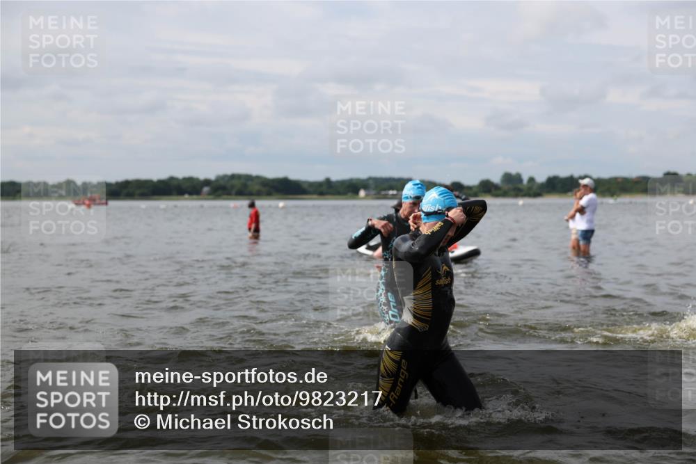 21.06.2026 - Viking Triathlon Michael Strokosch http://msf.ph/oto/9823217 21.06.2026 10:38:37 Schwimmen 53, 55, 144, 300, 303, 397, 419, 546, 567, 666 meine-sportfotos.de