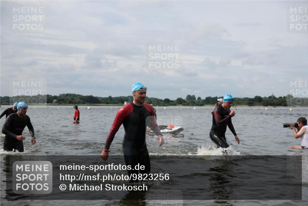 21.06.2026 - Viking Triathlon Michael Strokosch http://msf.ph/oto/9823256 21.06.2026 10:39:08 Schwimmen 152, 214, 232, 328, 340, 457 meine-sportfotos.de