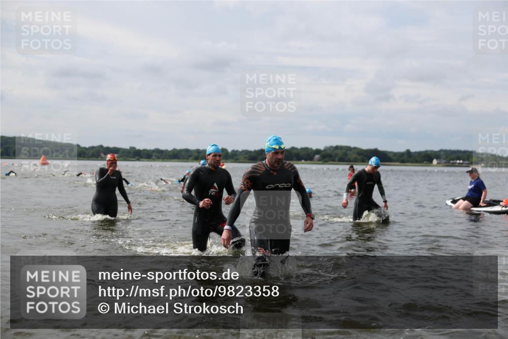 21.06.2026 - Viking Triathlon Michael Strokosch http://msf.ph/oto/9823358 21.06.2026 10:39:56 Schwimmen 125, 167, 211, 233, 256, 333, 411, 460, 484, 493, 647 meine-sportfotos.de