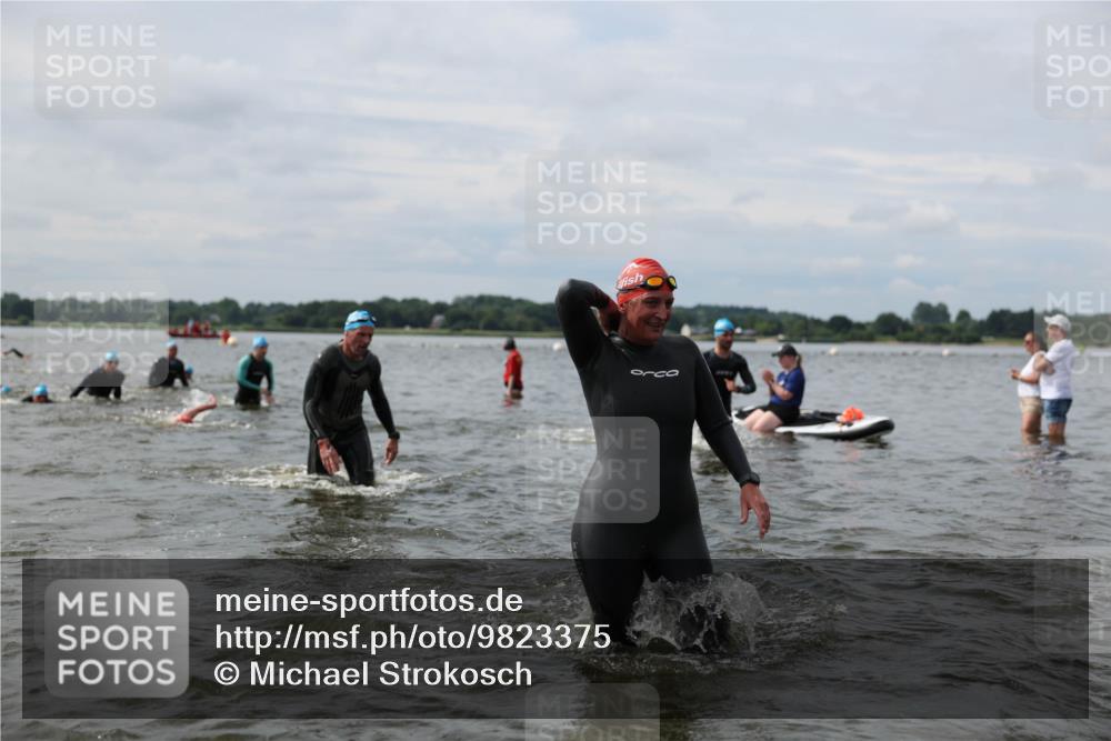 21.06.2026 - Viking Triathlon Michael Strokosch http://msf.ph/oto/9823375 21.06.2026 10:40:02 Schwimmen 58, 125, 167, 211, 256, 333, 398, 411, 425, 460, 484, 493, 647, 649 meine-sportfotos.de