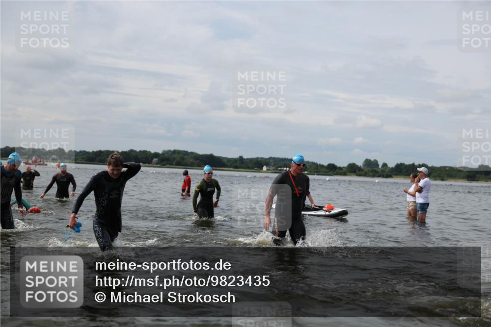 21.06.2026 - Viking Triathlon Michael Strokosch http://msf.ph/oto/9823435 21.06.2026 10:40:29 Schwimmen 34, 150, 195, 227, 301, 312, 330, 355, 387, 456, 461, 496, 616, 667 meine-sportfotos.de