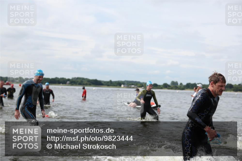 21.06.2026 - Viking Triathlon Michael Strokosch http://msf.ph/oto/9823444 21.06.2026 10:40:32 Schwimmen 150, 195, 227, 301, 312, 330, 355, 387, 456, 461, 616, 636, 667 meine-sportfotos.de