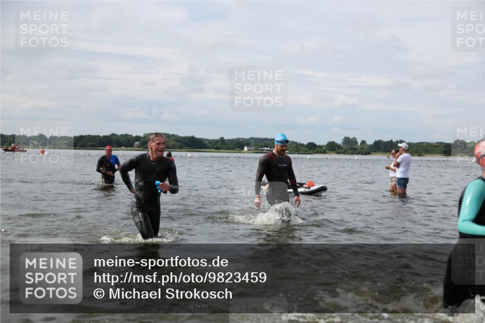 21.06.2026 - Viking Triathlon Michael Strokosch http://msf.ph/oto/9823459 21.06.2026 10:40:38 Schwimmen 227, 330, 355, 387, 456, 461, 616, 636, 667 meine-sportfotos.de