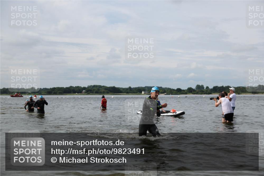 21.06.2026 - Viking Triathlon Michael Strokosch http://msf.ph/oto/9823491 21.06.2026 10:41:00 Schwimmen 95, 132, 179, 356 meine-sportfotos.de
