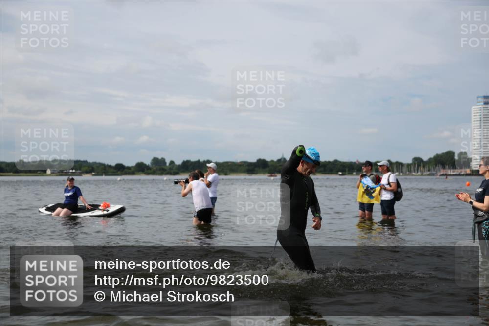 21.06.2026 - Viking Triathlon Michael Strokosch http://msf.ph/oto/9823500 21.06.2026 10:41:02 Schwimmen 95, 132, 179, 356 meine-sportfotos.de