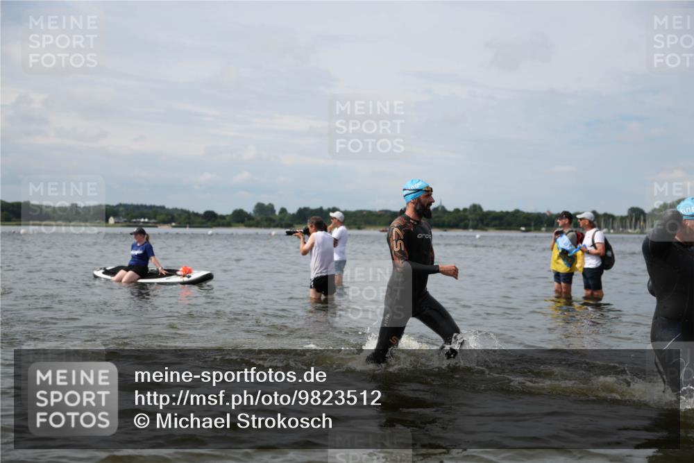 21.06.2026 - Viking Triathlon Michael Strokosch http://msf.ph/oto/9823512 21.06.2026 10:41:12 Schwimmen 95, 96, 165, 179, 262, 327, 356, 429, 578 meine-sportfotos.de
