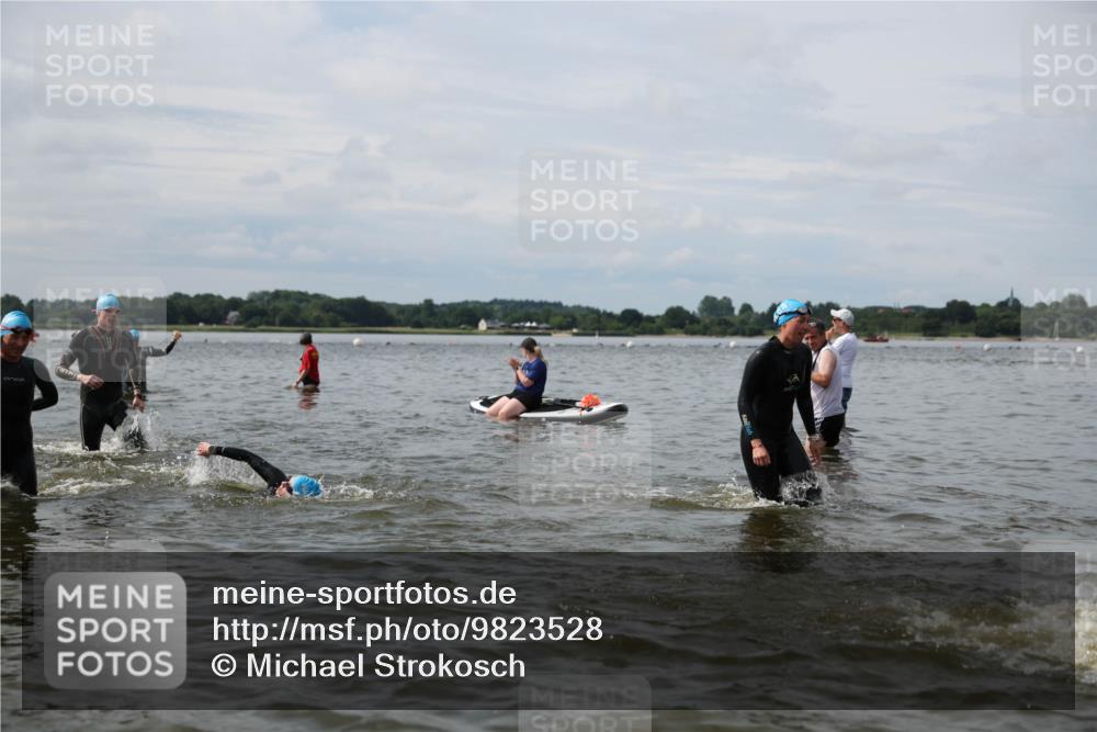 21.06.2026 - Viking Triathlon Michael Strokosch http://msf.ph/oto/9823528 21.06.2026 10:41:17 Schwimmen 95, 96, 165, 179, 262, 327, 356, 429, 578 meine-sportfotos.de