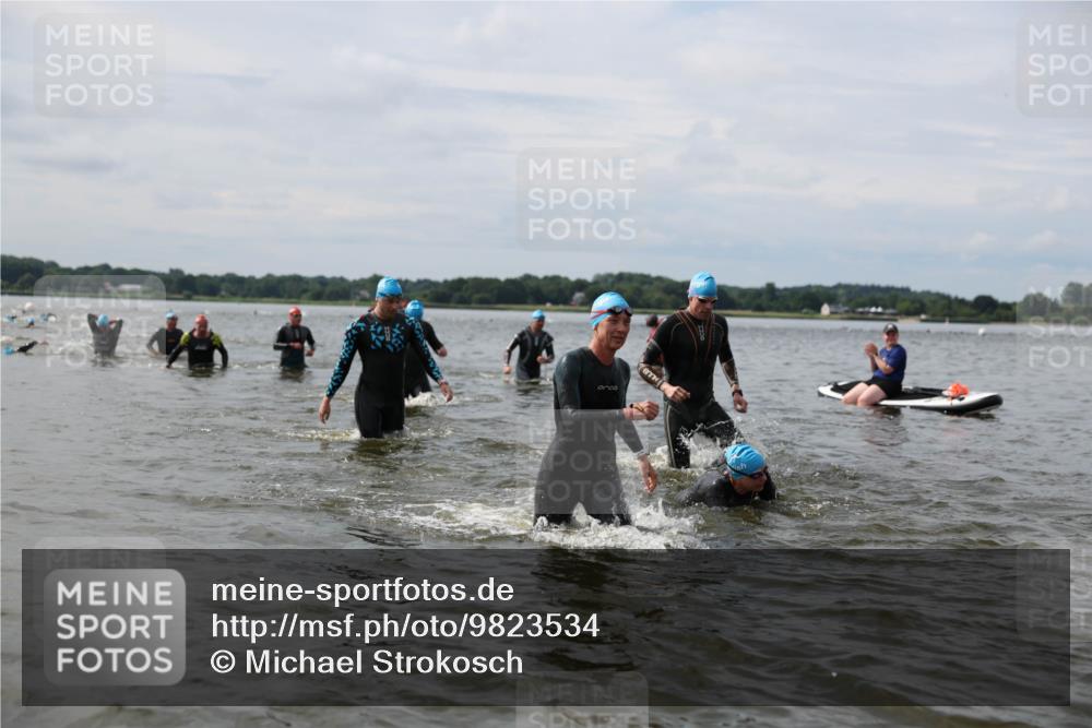 21.06.2026 - Viking Triathlon Michael Strokosch http://msf.ph/oto/9823534 21.06.2026 10:41:20 Schwimmen 95, 96, 143, 165, 179, 262, 327, 356, 429, 578, 608, 655 meine-sportfotos.de