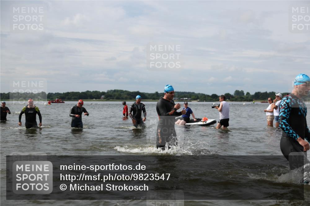 21.06.2026 - Viking Triathlon Michael Strokosch http://msf.ph/oto/9823547 21.06.2026 10:41:25 Schwimmen 96, 143, 165, 179, 262, 327, 429, 522, 578, 608, 655 meine-sportfotos.de
