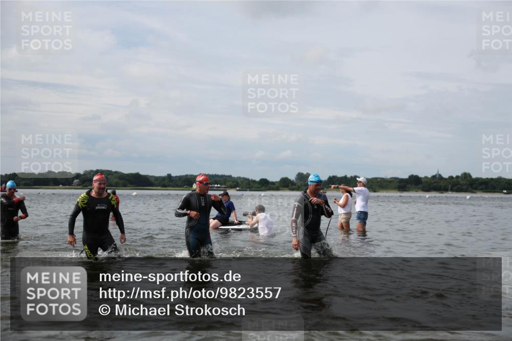 21.06.2026 - Viking Triathlon Michael Strokosch http://msf.ph/oto/9823557 21.06.2026 10:41:30 Schwimmen 83, 143, 162, 165, 262, 327, 339, 429, 452, 522, 578, 608, 655 meine-sportfotos.de