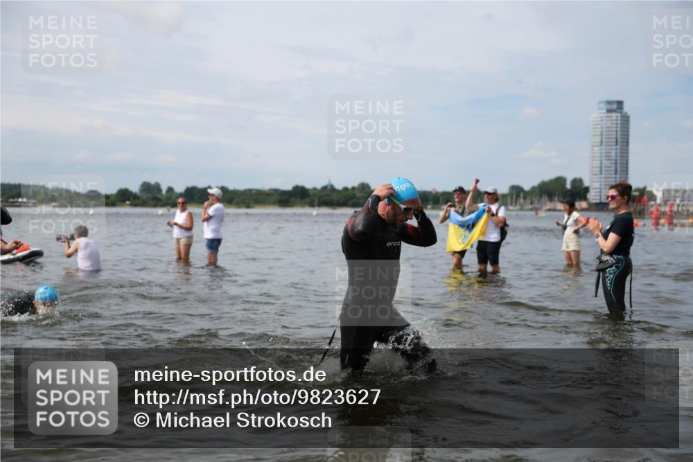 21.06.2026 - Viking Triathlon Michael Strokosch http://msf.ph/oto/9823627 21.06.2026 10:42:05 Schwimmen 44, 86, 94, 134, 188, 193, 266, 279, 296, 399, 438, 492, 516 meine-sportfotos.de