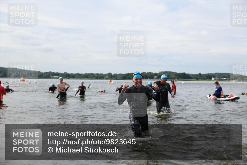 21.06.2026 - Viking Triathlon Michael Strokosch http://msf.ph/oto/9823645 21.06.2026 10:42:11 Schwimmen 45, 72, 86, 94, 188, 193, 266, 279, 296, 348, 393, 399, 492, 516 meine-sportfotos.de