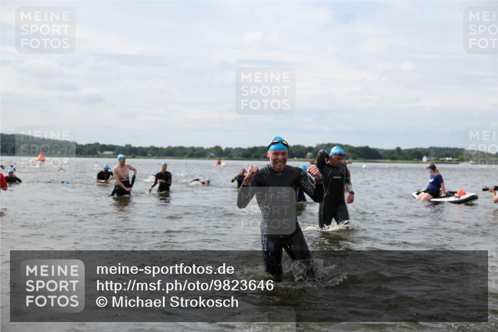 21.06.2026 - Viking Triathlon Michael Strokosch http://msf.ph/oto/9823646 21.06.2026 10:42:11 Schwimmen 45, 72, 86, 94, 188, 193, 266, 279, 296, 348, 393, 399, 492, 516 meine-sportfotos.de