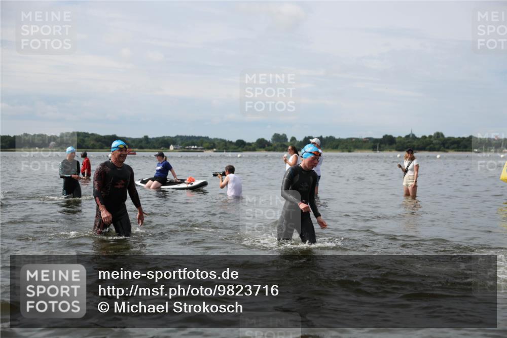 21.06.2026 - Viking Triathlon Michael Strokosch http://msf.ph/oto/9823716 21.06.2026 10:42:50 Schwimmen 88, 153, 175, 177, 213, 225, 268, 286, 479, 520 meine-sportfotos.de