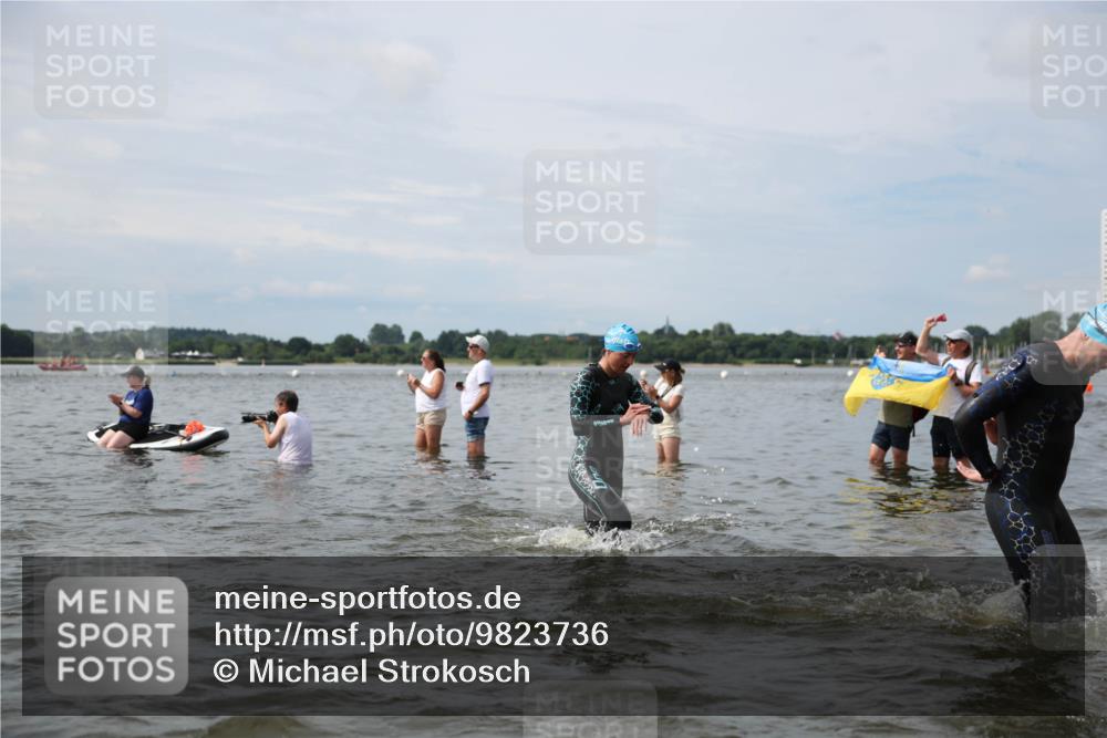 21.06.2026 - Viking Triathlon Michael Strokosch http://msf.ph/oto/9823736 21.06.2026 10:42:57 Schwimmen 88, 153, 177, 225, 251, 259, 286, 479, 482, 489, 505, 511, 520, 619 meine-sportfotos.de