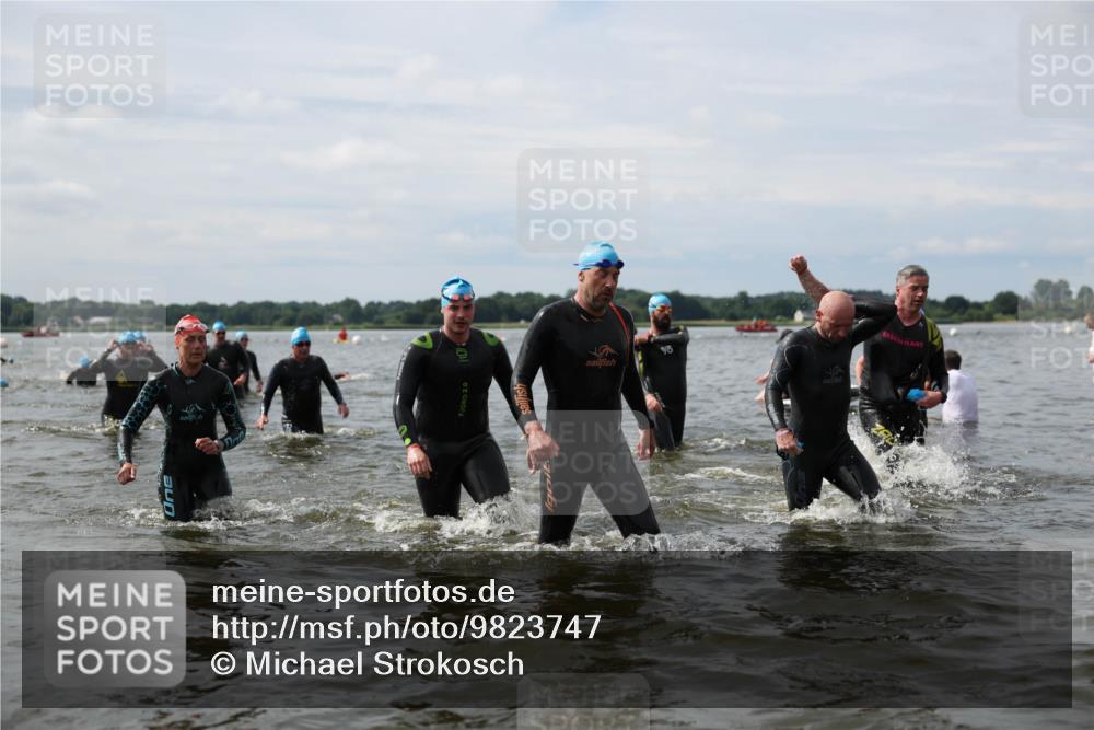 21.06.2026 - Viking Triathlon Michael Strokosch http://msf.ph/oto/9823747 21.06.2026 10:43:06 Schwimmen 69, 88, 251, 259, 286, 287, 473, 482, 489, 505, 511, 528, 533, 619, 645 meine-sportfotos.de