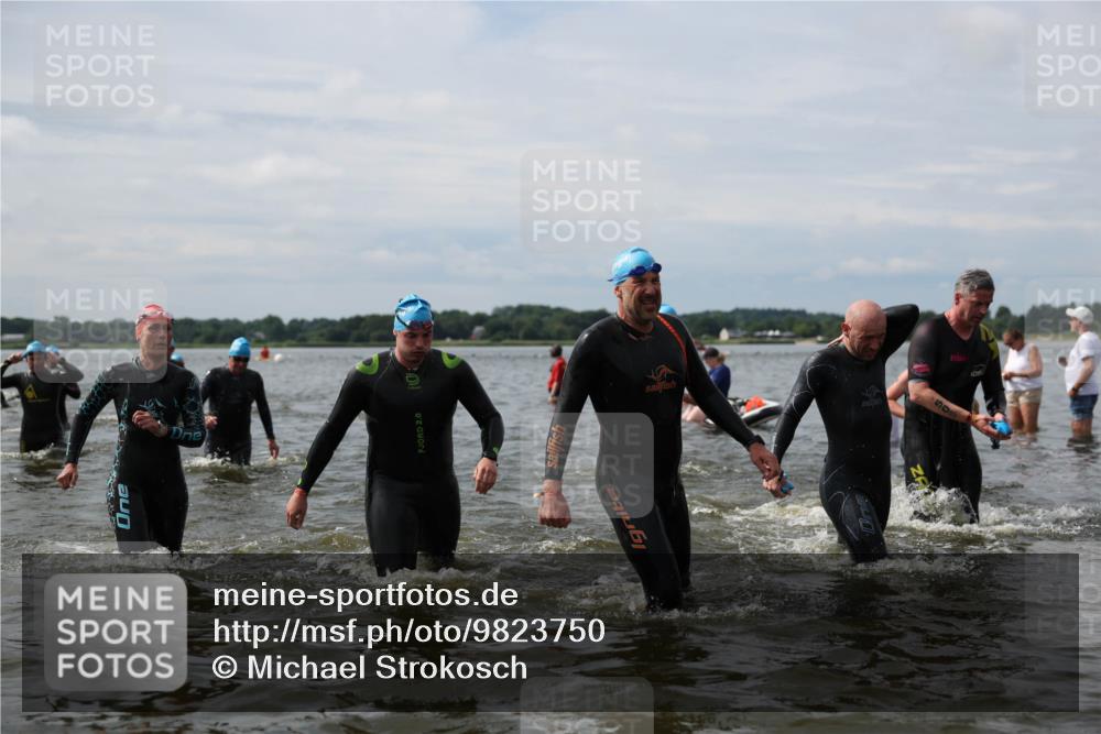 21.06.2026 - Viking Triathlon Michael Strokosch http://msf.ph/oto/9823750 21.06.2026 10:43:07 Schwimmen 69, 88, 251, 259, 286, 287, 473, 482, 489, 505, 511, 528, 533, 619, 645 meine-sportfotos.de