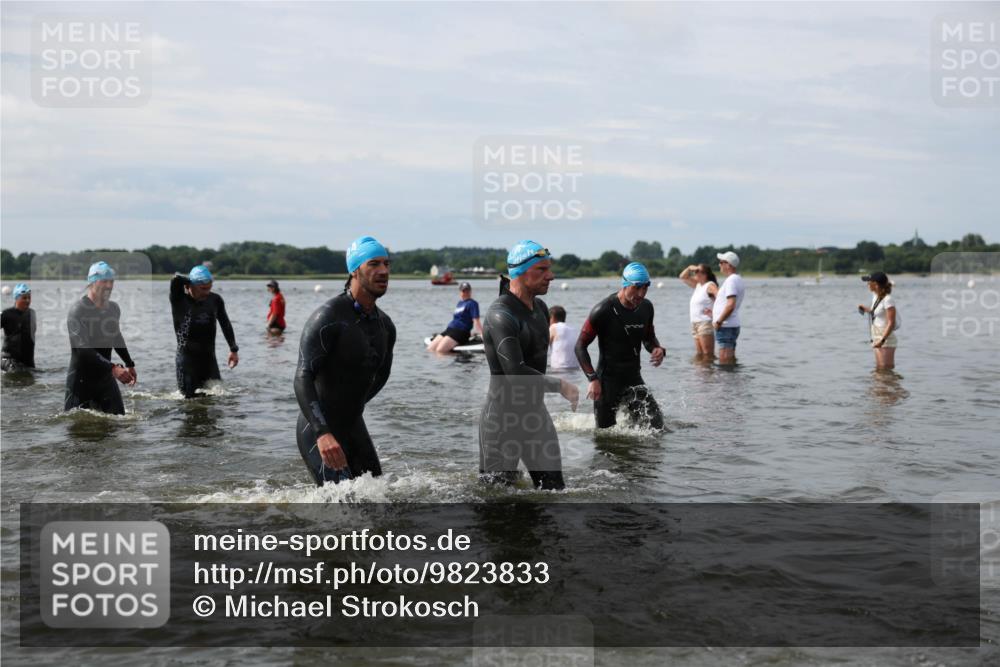 21.06.2026 - Viking Triathlon Michael Strokosch http://msf.ph/oto/9823833 21.06.2026 10:43:51 Schwimmen 139, 208, 220, 247, 248, 318, 444, 464, 550, 614 meine-sportfotos.de