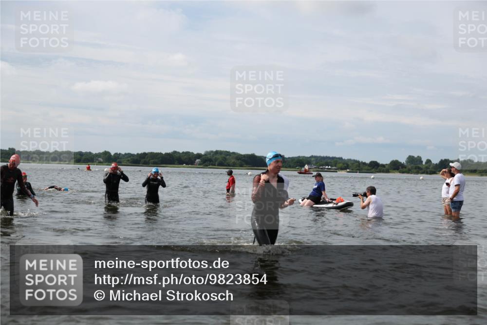 21.06.2026 - Viking Triathlon Michael Strokosch http://msf.ph/oto/9823854 21.06.2026 10:44:01 Schwimmen 22, 139, 208, 247, 318, 444, 464, 550, 602, 617, 632, 641 meine-sportfotos.de