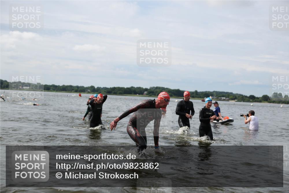 21.06.2026 - Viking Triathlon Michael Strokosch http://msf.ph/oto/9823862 21.06.2026 10:44:07 Schwimmen 22, 139, 208, 318, 423, 602, 617, 632, 641 meine-sportfotos.de