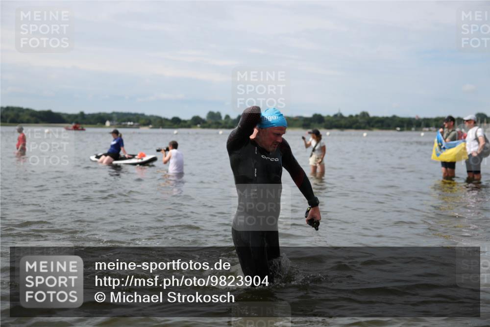 21.06.2026 - Viking Triathlon Michael Strokosch http://msf.ph/oto/9823904 21.06.2026 10:44:35 Schwimmen 350, 377, 531, 590, 601 meine-sportfotos.de