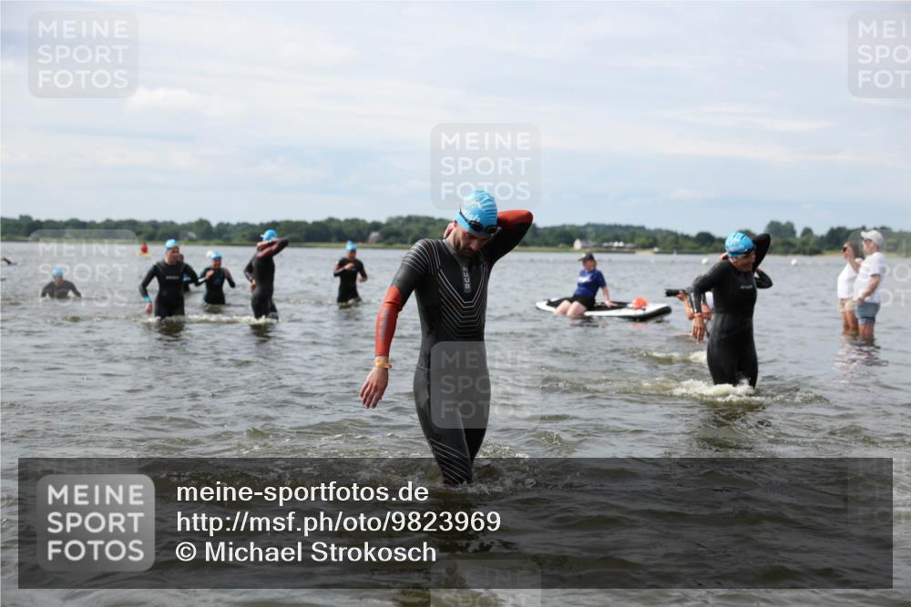 21.06.2026 - Viking Triathlon Michael Strokosch http://msf.ph/oto/9823969 21.06.2026 10:45:07 Schwimmen 36, 48, 105, 147, 151, 258, 273, 274, 302, 308, 310, 326, 329, 345, 354, 366, 369, 415, 445, 577, 635, 668 meine-sportfotos.de