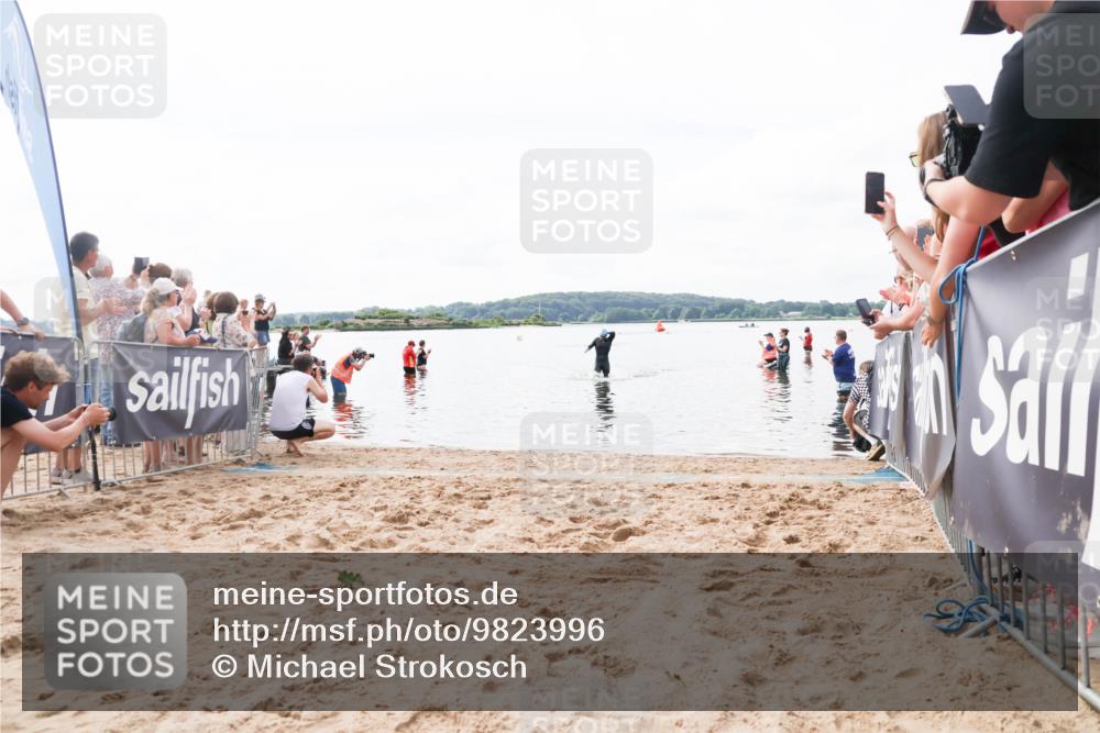 21.06.2026 - Viking Triathlon Michael Strokosch http://msf.ph/oto/9823996 21.06.2026 10:24:26 Schwimmen 517 meine-sportfotos.de
