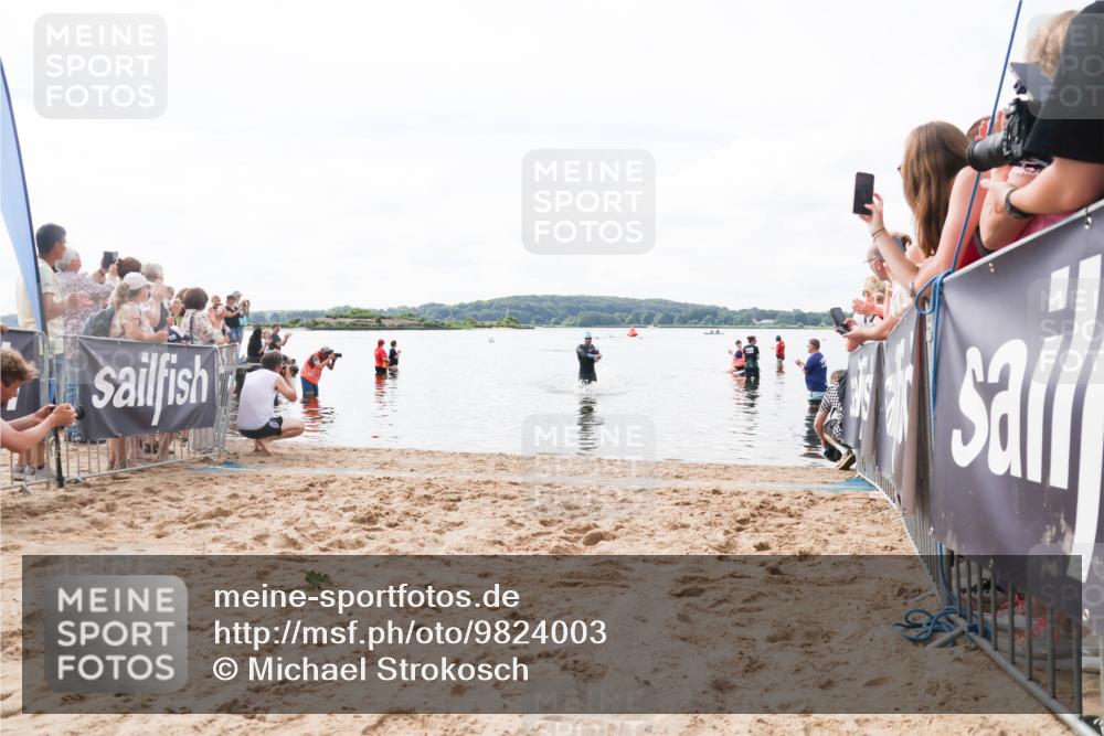 21.06.2026 - Viking Triathlon Michael Strokosch http://msf.ph/oto/9824003 21.06.2026 10:24:28 Schwimmen 517 meine-sportfotos.de