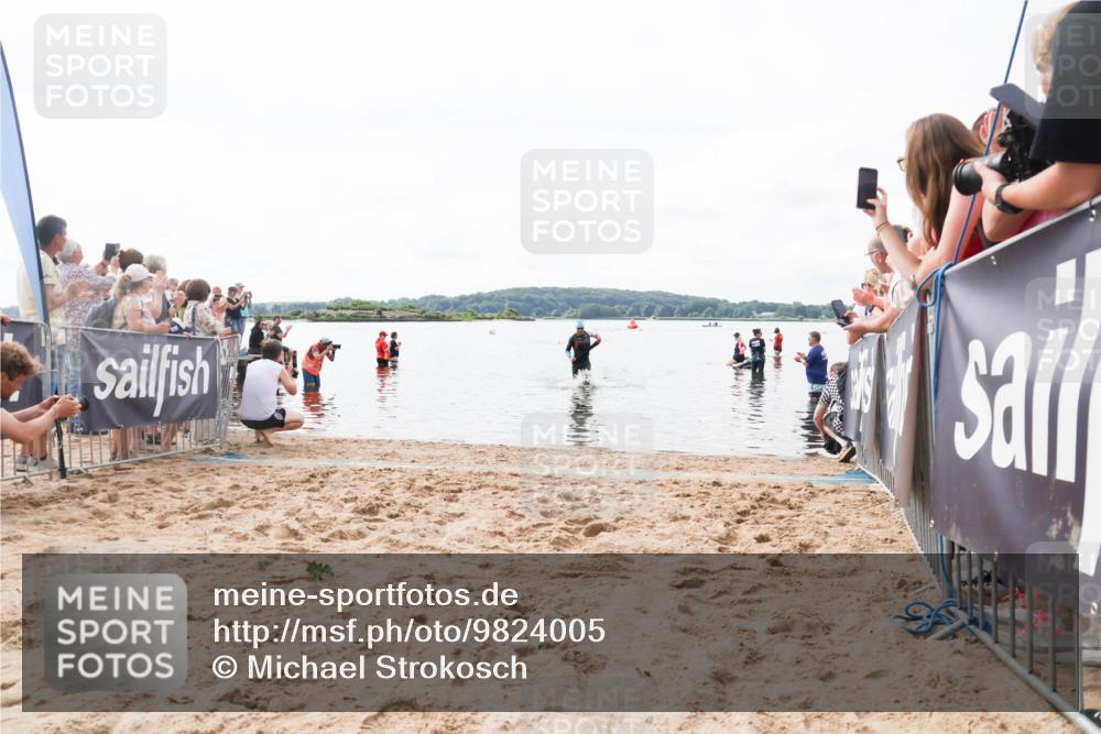 21.06.2026 - Viking Triathlon Michael Strokosch http://msf.ph/oto/9824005 21.06.2026 10:24:29 Schwimmen 517 meine-sportfotos.de