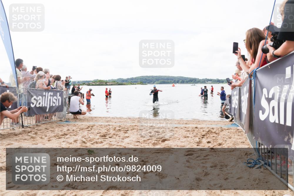 21.06.2026 - Viking Triathlon Michael Strokosch http://msf.ph/oto/9824009 21.06.2026 10:24:30 Schwimmen 517 meine-sportfotos.de